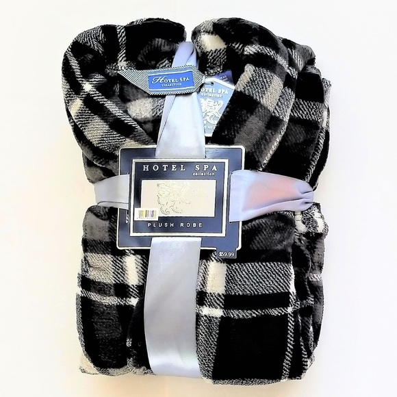 Hotel Spa Collection Other - Mens Bathrobe Hotel Spa Plush Blk/Wht Plaid NEW